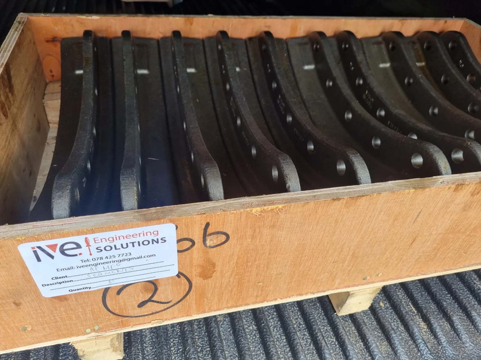 GET wear components — segments and cutting edges